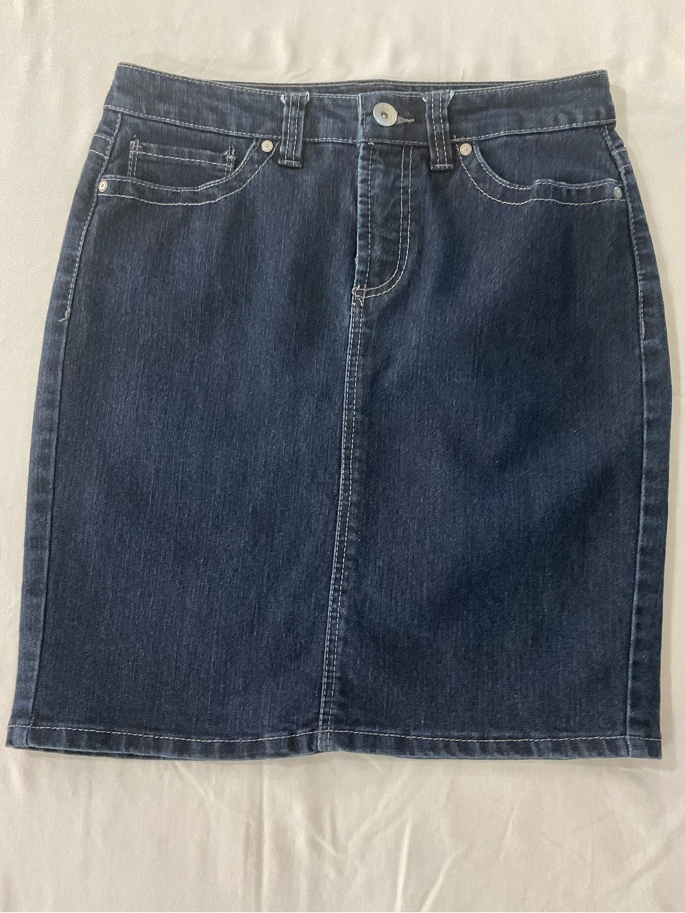 Nine West Jeans Denim Pencil Skirt Size 6/28 Dark Wash